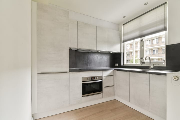 Photo 3 of Brandsmastraat 8