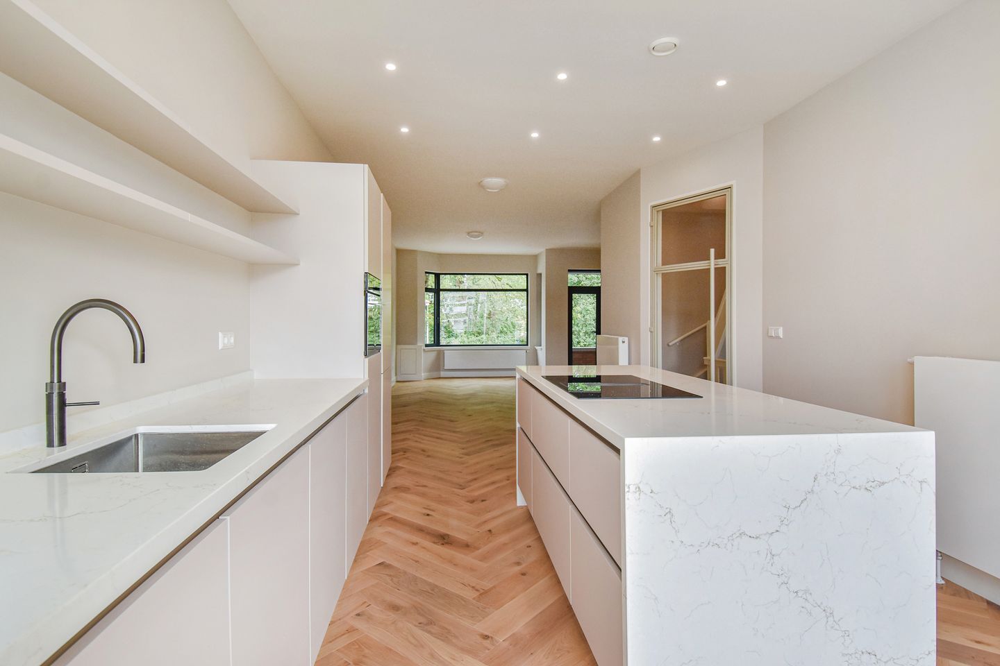 Foto 14 van Waalsdorperweg 223