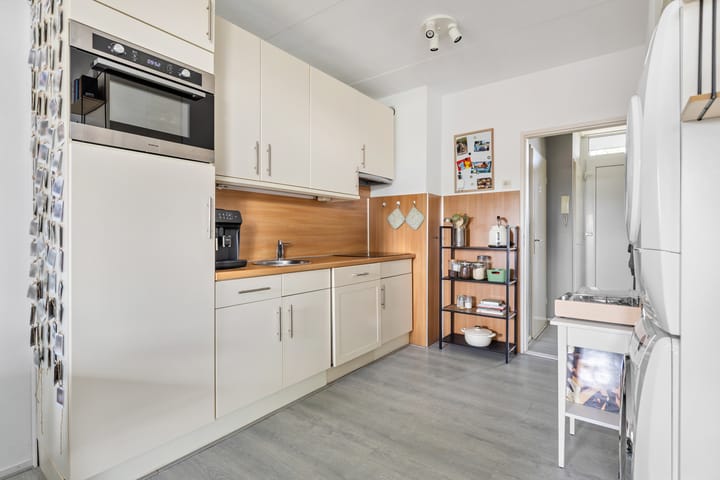 Photo 7 of Teteringsedijk 250-B