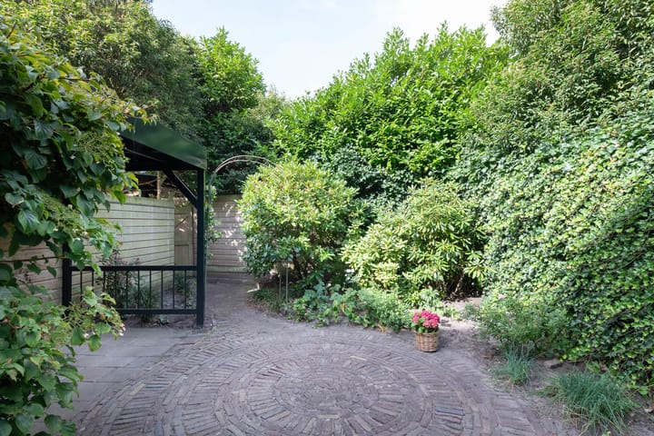 Photo 31 of De Waal Malefijtlaan 6