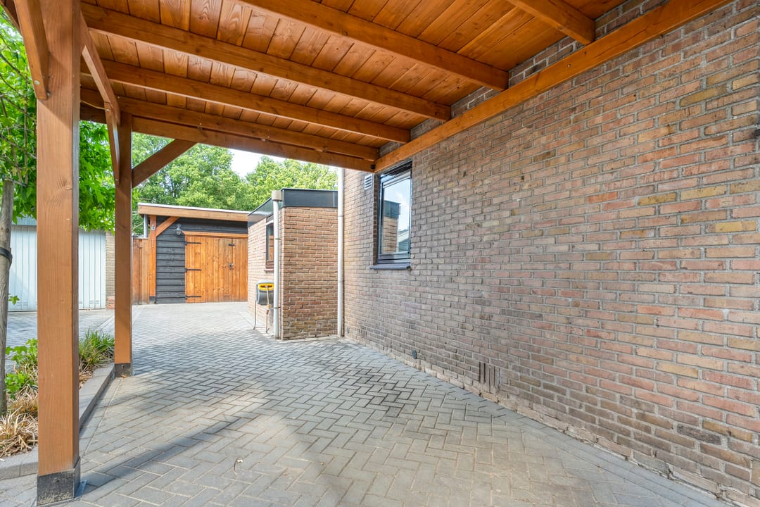 Foto 32 van Schoolstraat 36