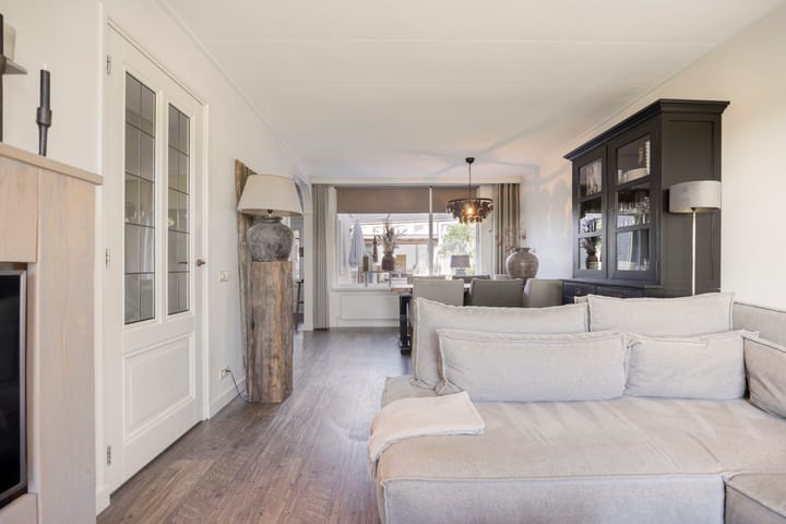 Foto 12 van Parallelweg 9