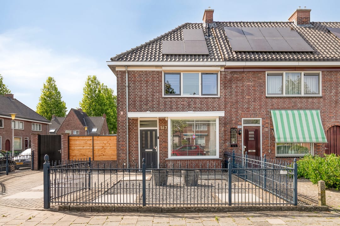 Foto 2 van Burgemeester van Houtlaan 147