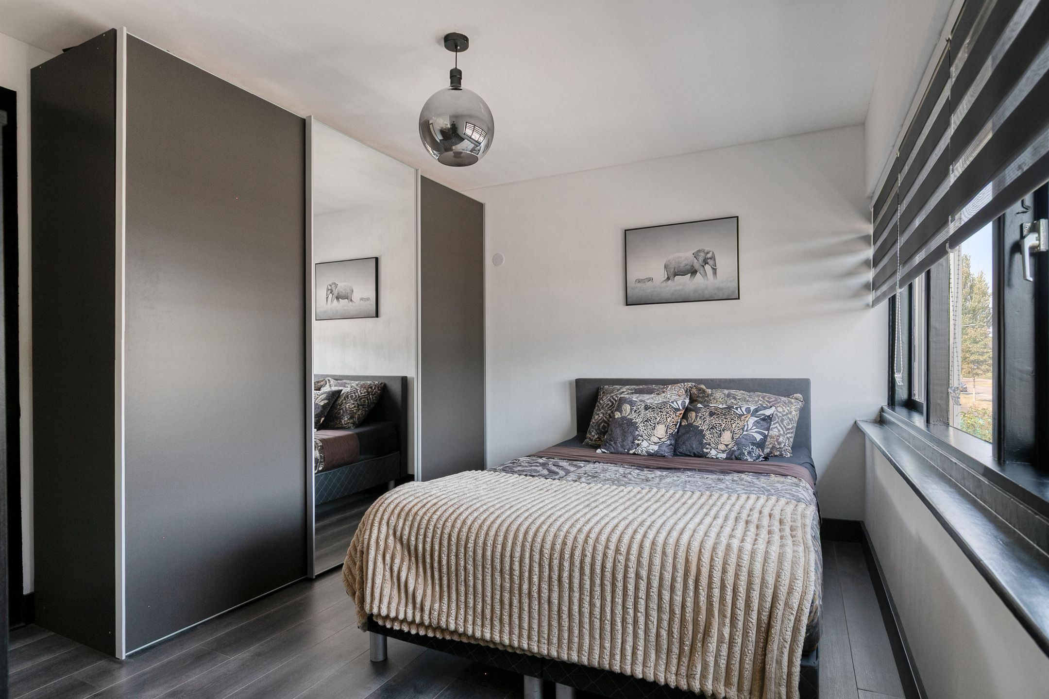 Foto 18 van Burgemeester van Houtlaan 147