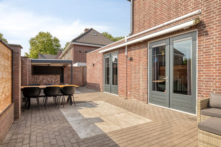 Foto 27 van Burgemeester van Houtlaan 147