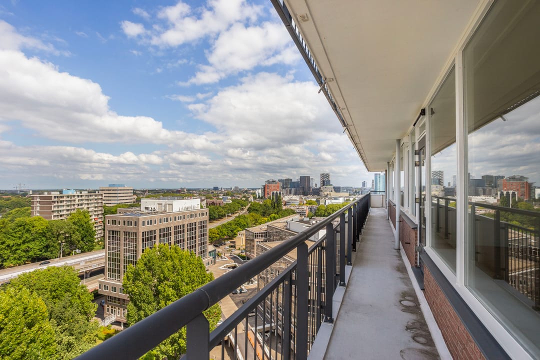 Foto 17 van Van Weerden Poelmanlaan 132