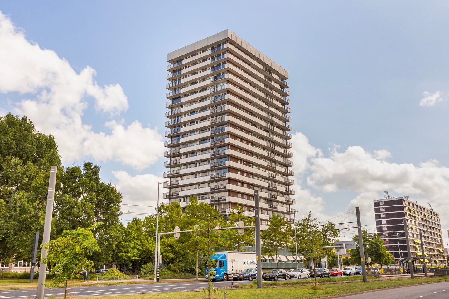 Foto 25 van Van Weerden Poelmanlaan 132