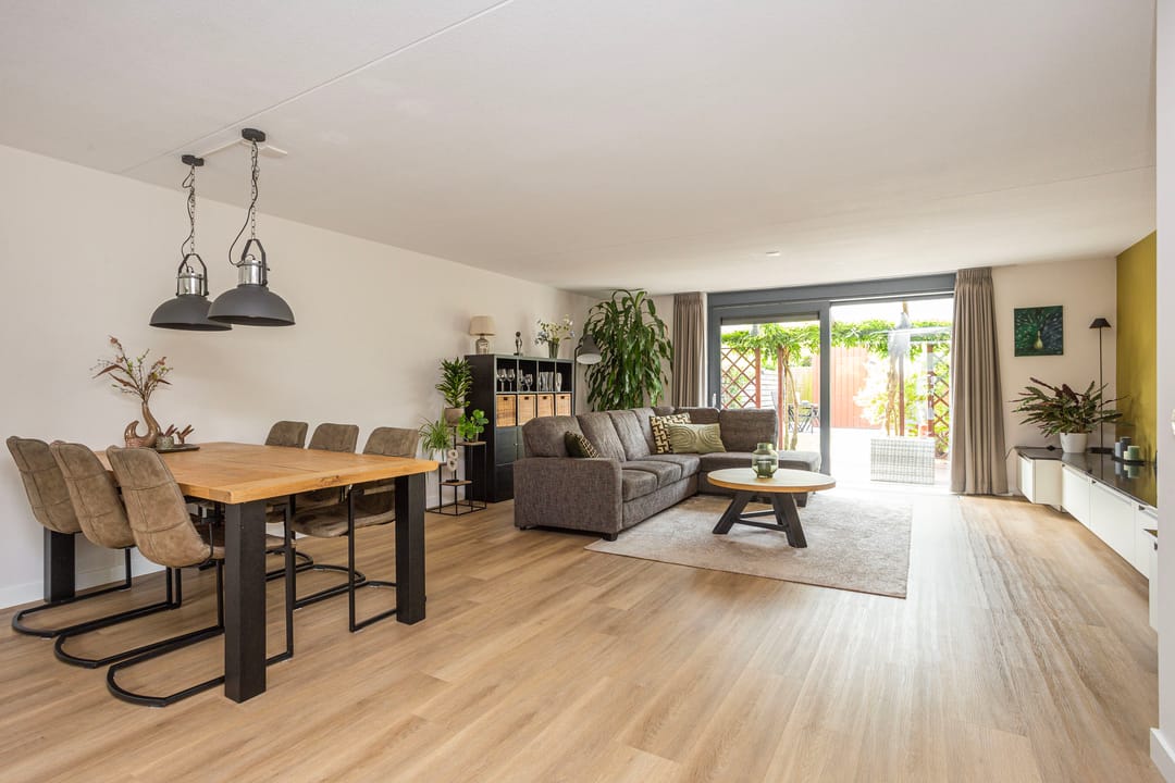 Photo 2 of Akkrumerraklaan 144