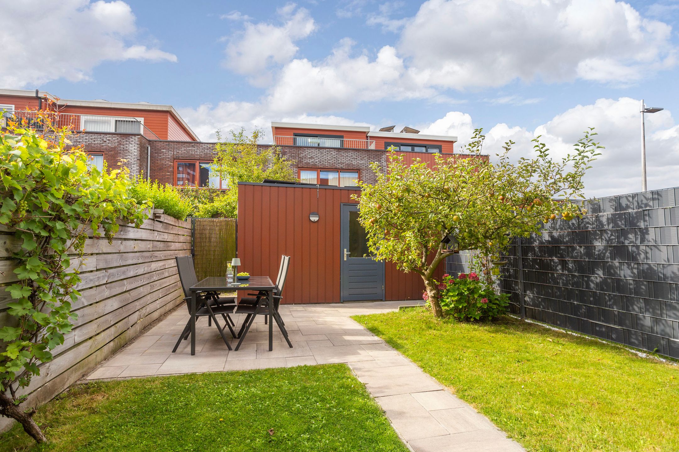 Photo 18 of Akkrumerraklaan 144