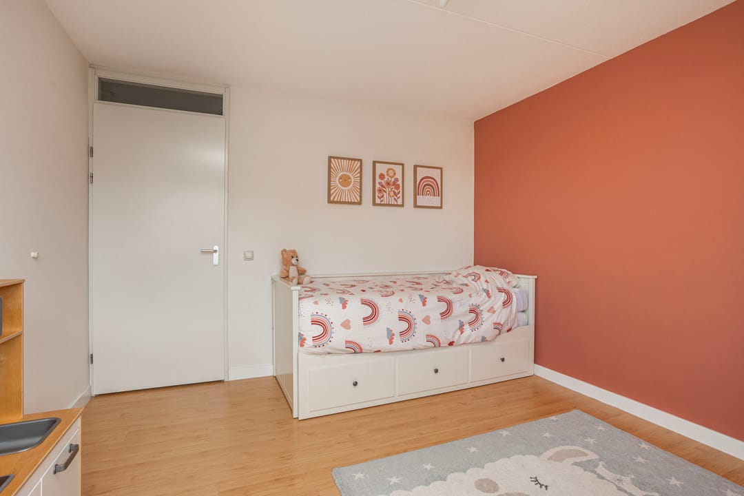 Photo 28 of Akkrumerraklaan 144