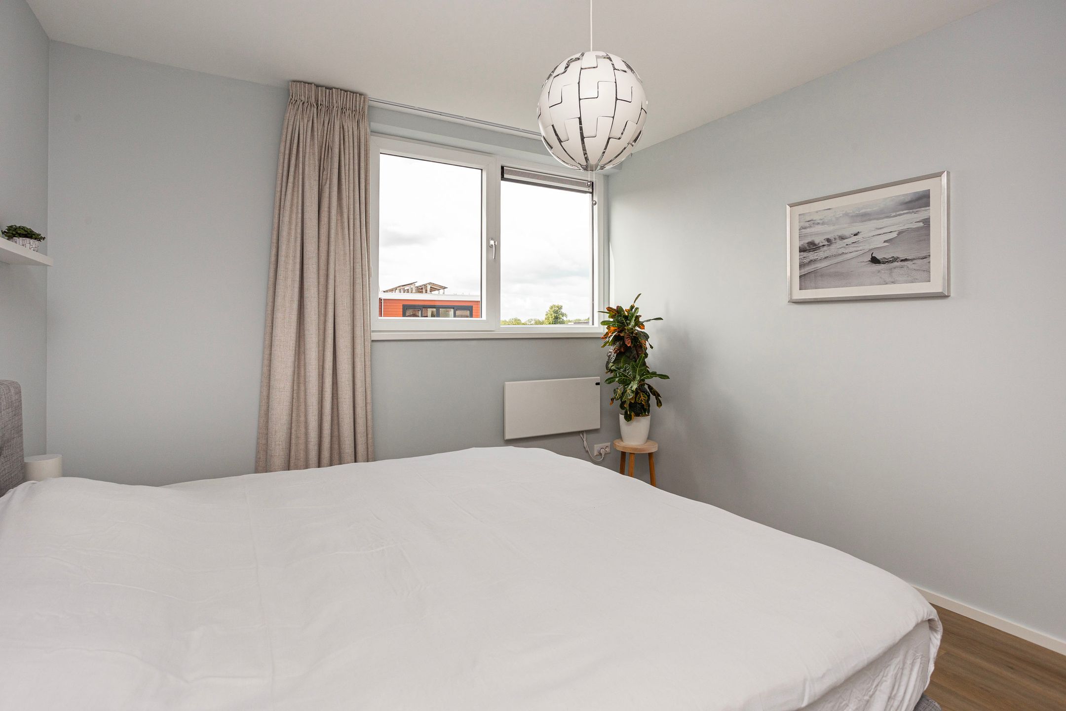 Photo 42 of Akkrumerraklaan 144