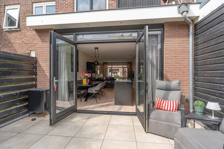 Foto 9 van Merwedestraat 5