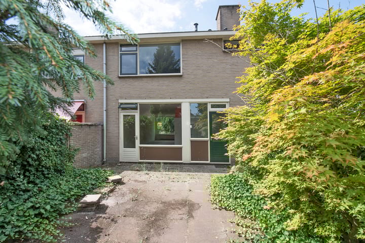 Photo 4 of Staringstraat 40