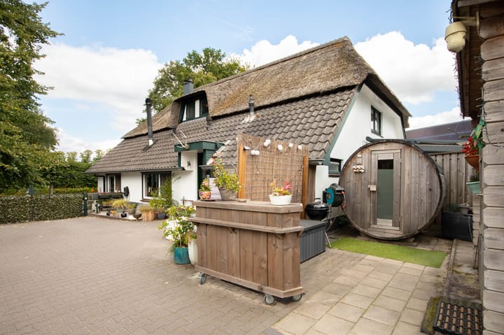 Photo 2 of Mazenhofstraat 11