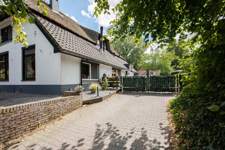 Photo 6 of Mazenhofstraat 11