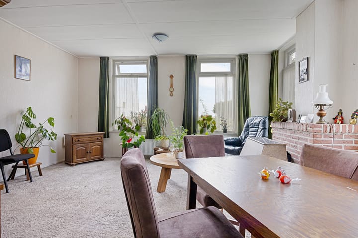 Photo 12 of Hoofdweg Oost 31