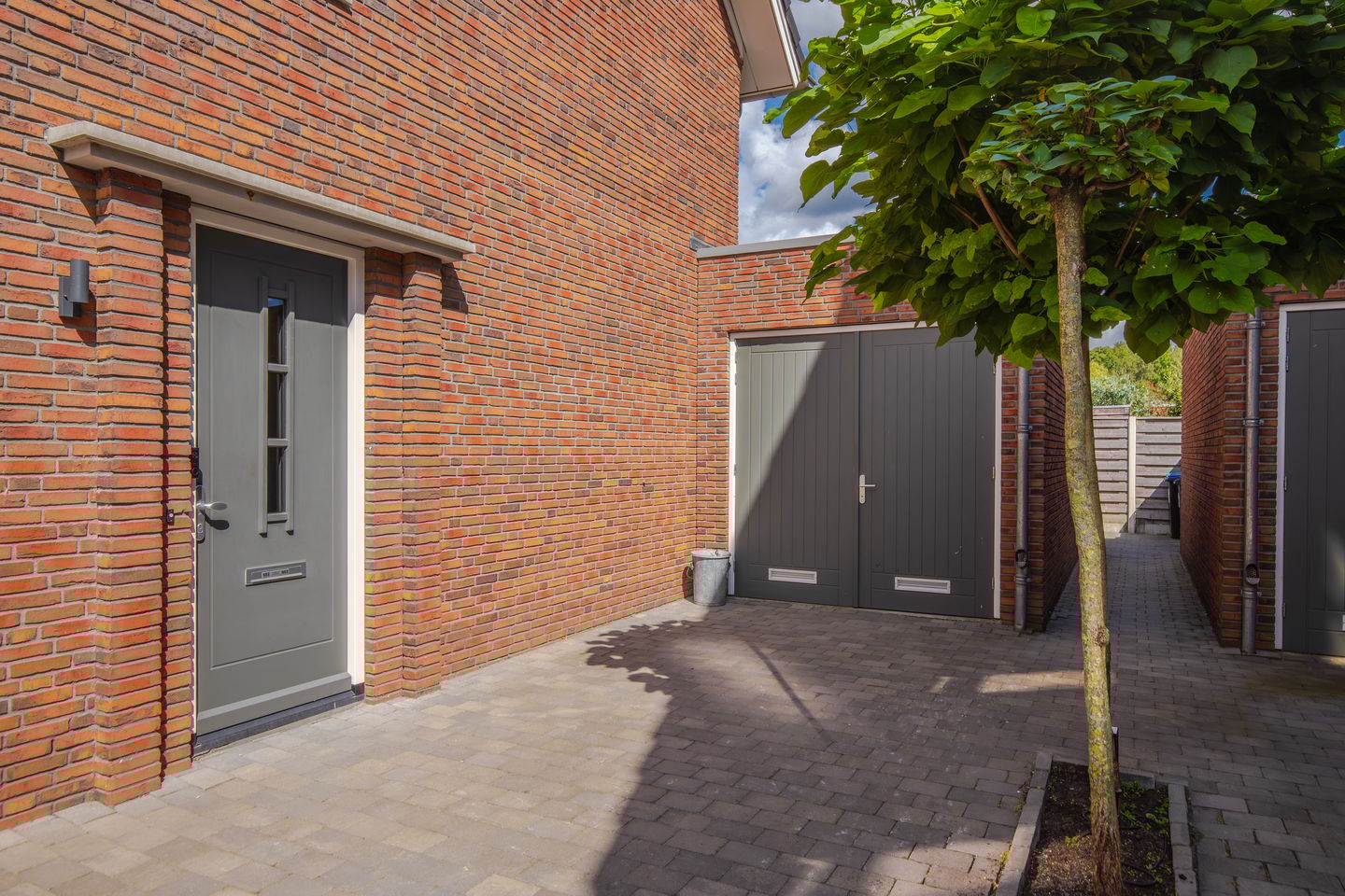 Photo 5 of Basculebrug 14