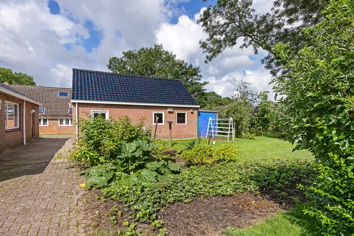 Photo 48 of Hoofdweg Oost 31