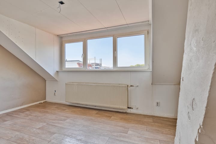 Foto 19 van Laurens Reaalstraat 25