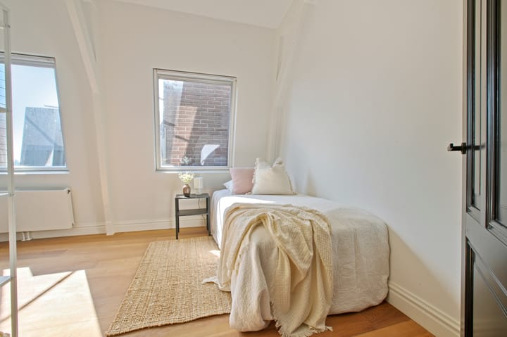 Foto 11 van Commelinstraat 2-E