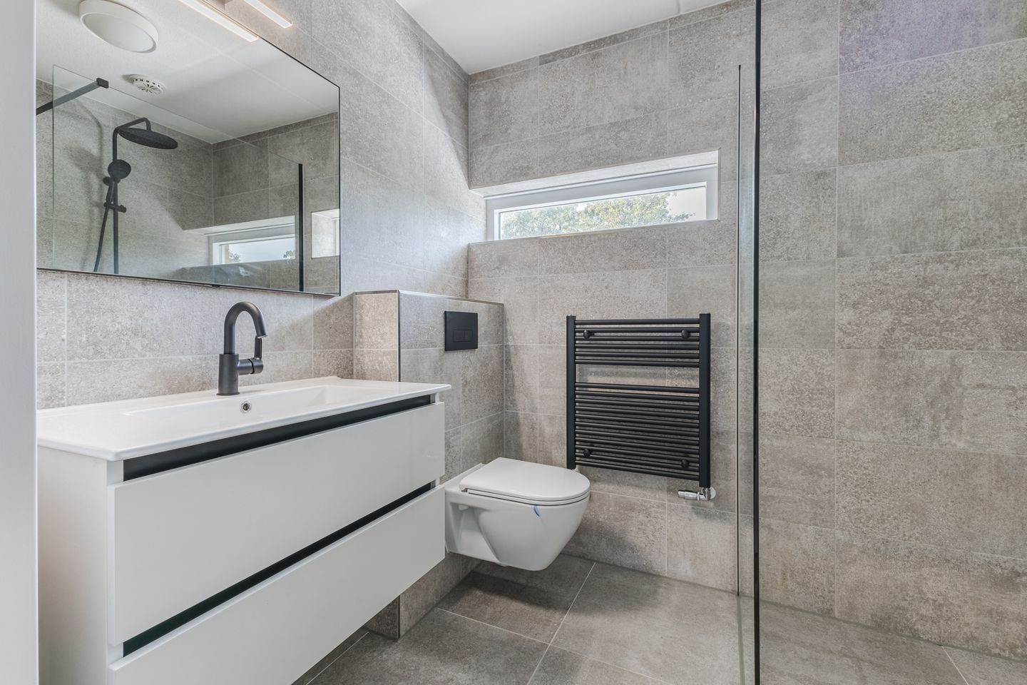 Foto 4 van Dinarpromenade 12