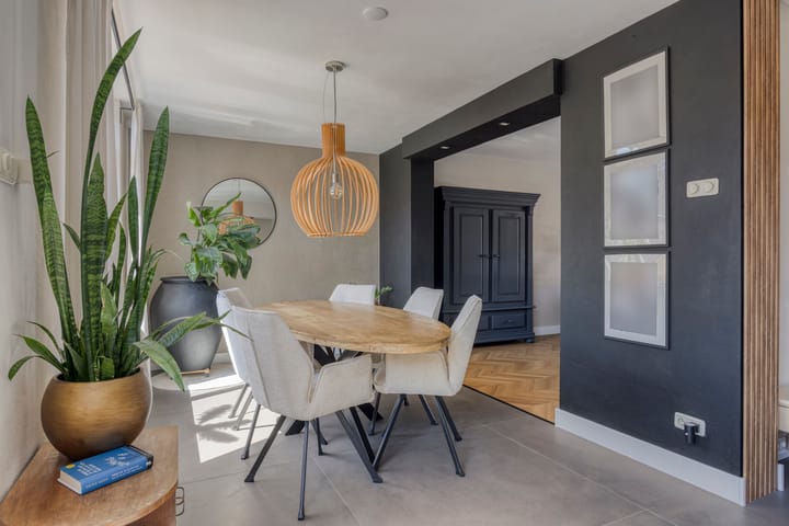 Photo 7 of Julianastraat 2-A