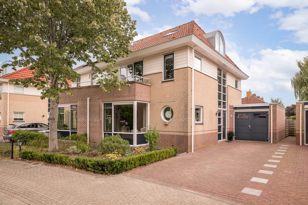 Foto 1 van Nuwendoorn 64