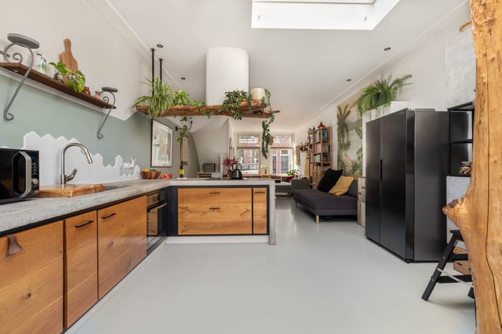 Photo 20 of Linschotenstraat 83