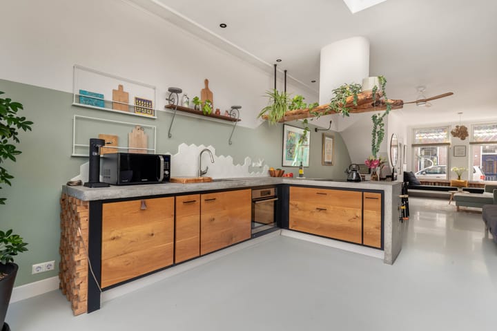 Photo 22 of Linschotenstraat 83