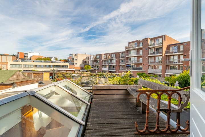 Photo 35 of Linschotenstraat 83