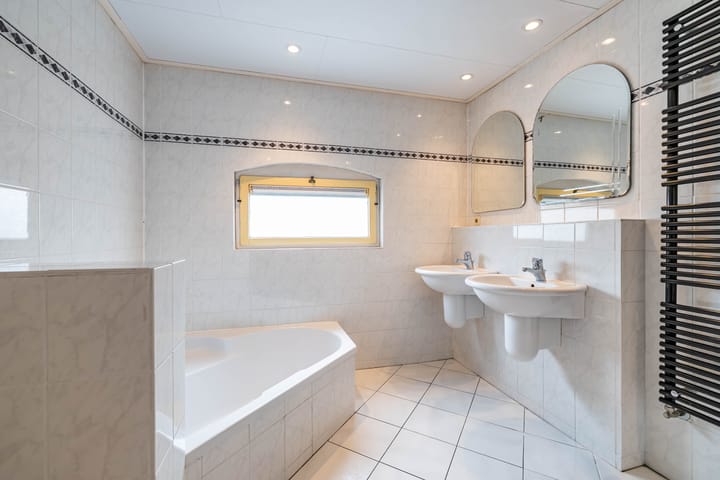 Foto 25 van Heiligelaan 84