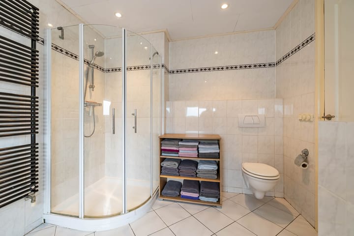 Foto 28 van Heiligelaan 84