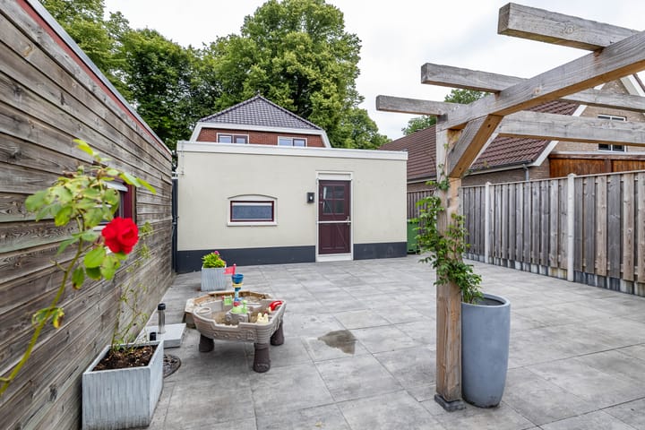 Foto 64 van Heiligelaan 84