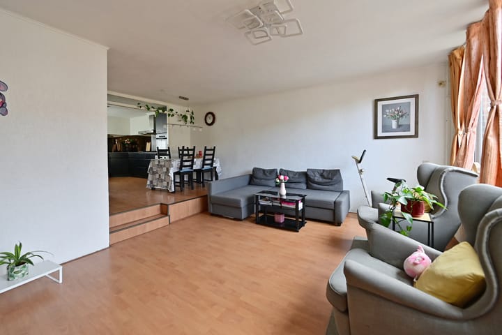 Foto 5 van Middenhof 304