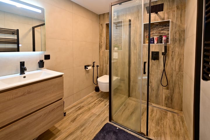 Foto 12 van Middenhof 304