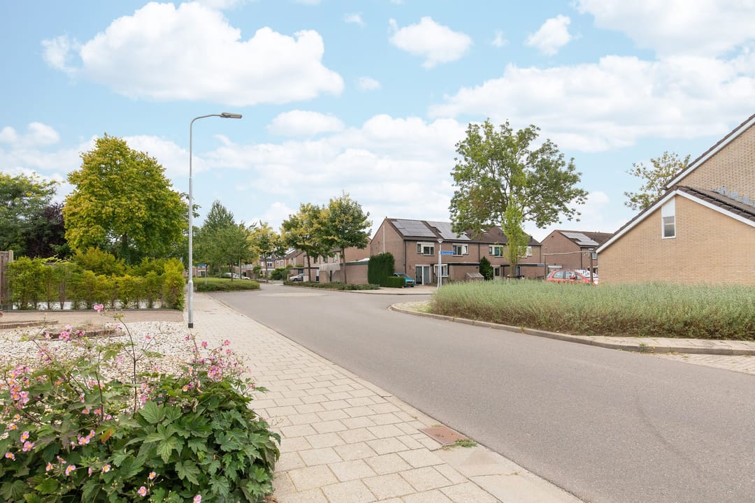 Photo 8 of Ardèchelaan 19