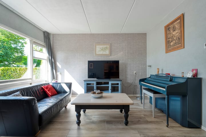 Photo 13 of Meester Holtropstraat 10