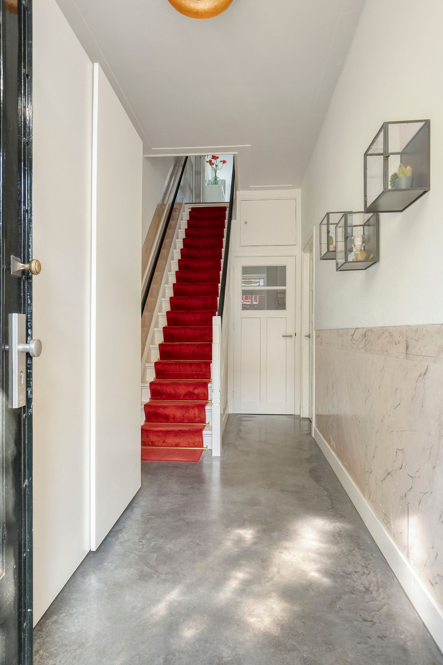 Photo 9 of Zeelsterstraat 82-D