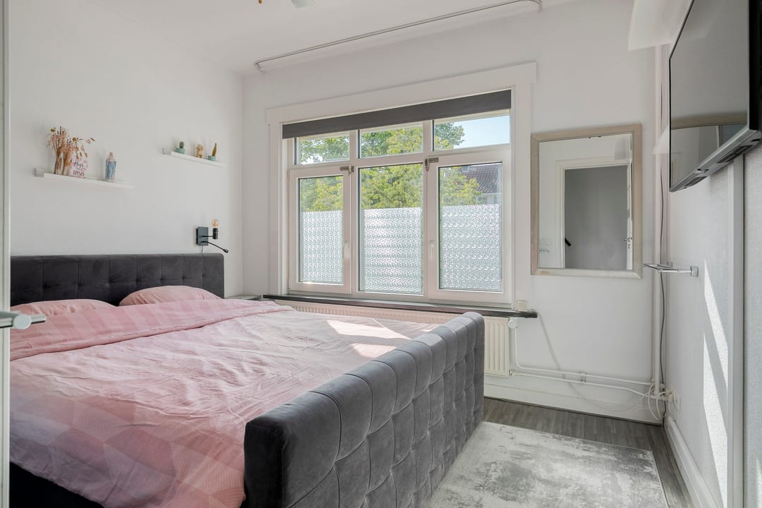 Photo 23 of Zeelsterstraat 82-D