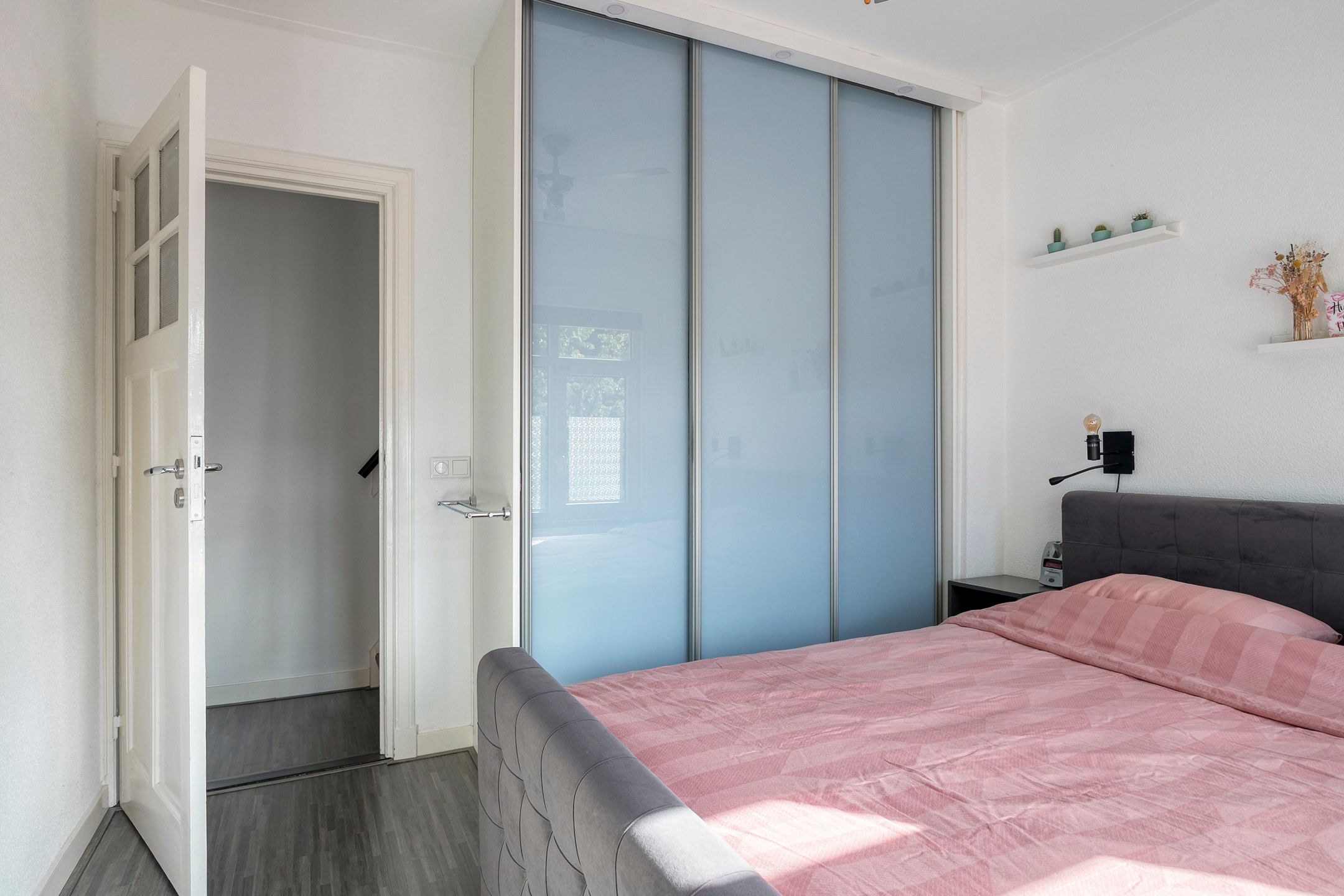 Photo 24 of Zeelsterstraat 82-D