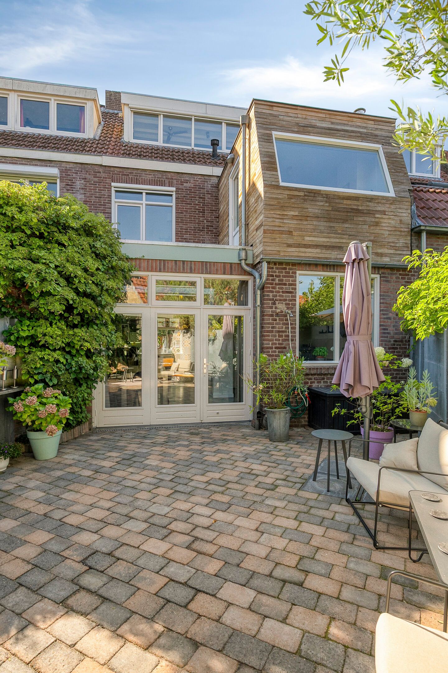 Photo 39 of Zeelsterstraat 82-D