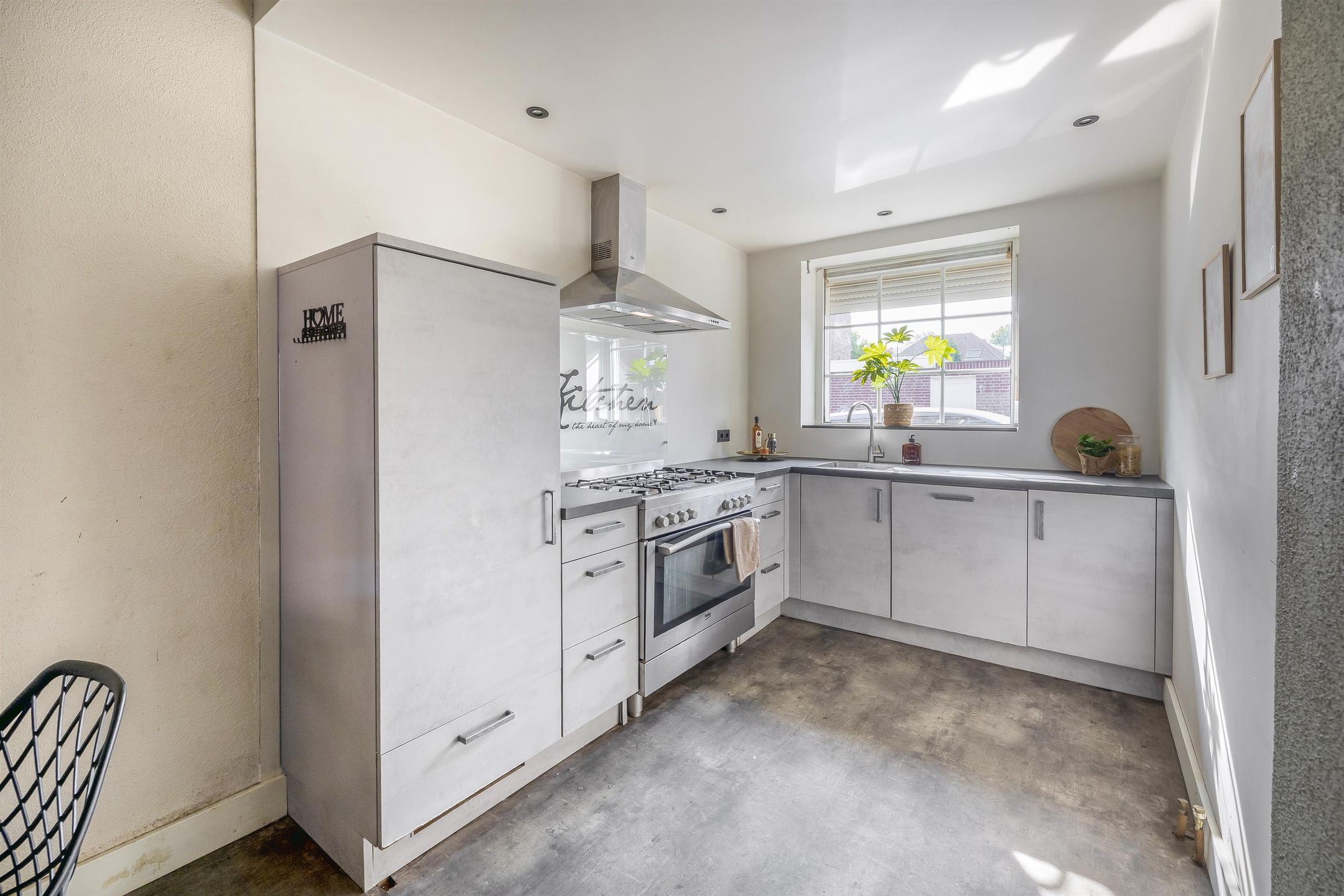 Photo 9 of Jacob Roggeveenstraat 21