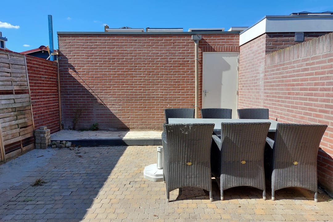 Photo 43 of Jacob Roggeveenstraat 21