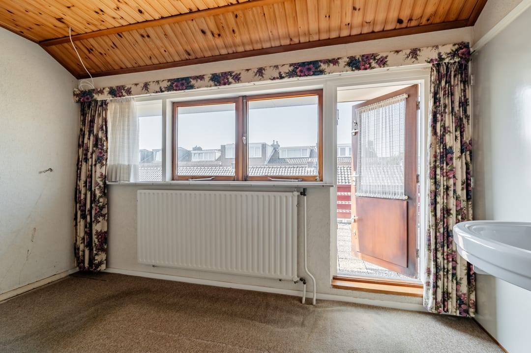 Photo 28 of Irenestraat 23