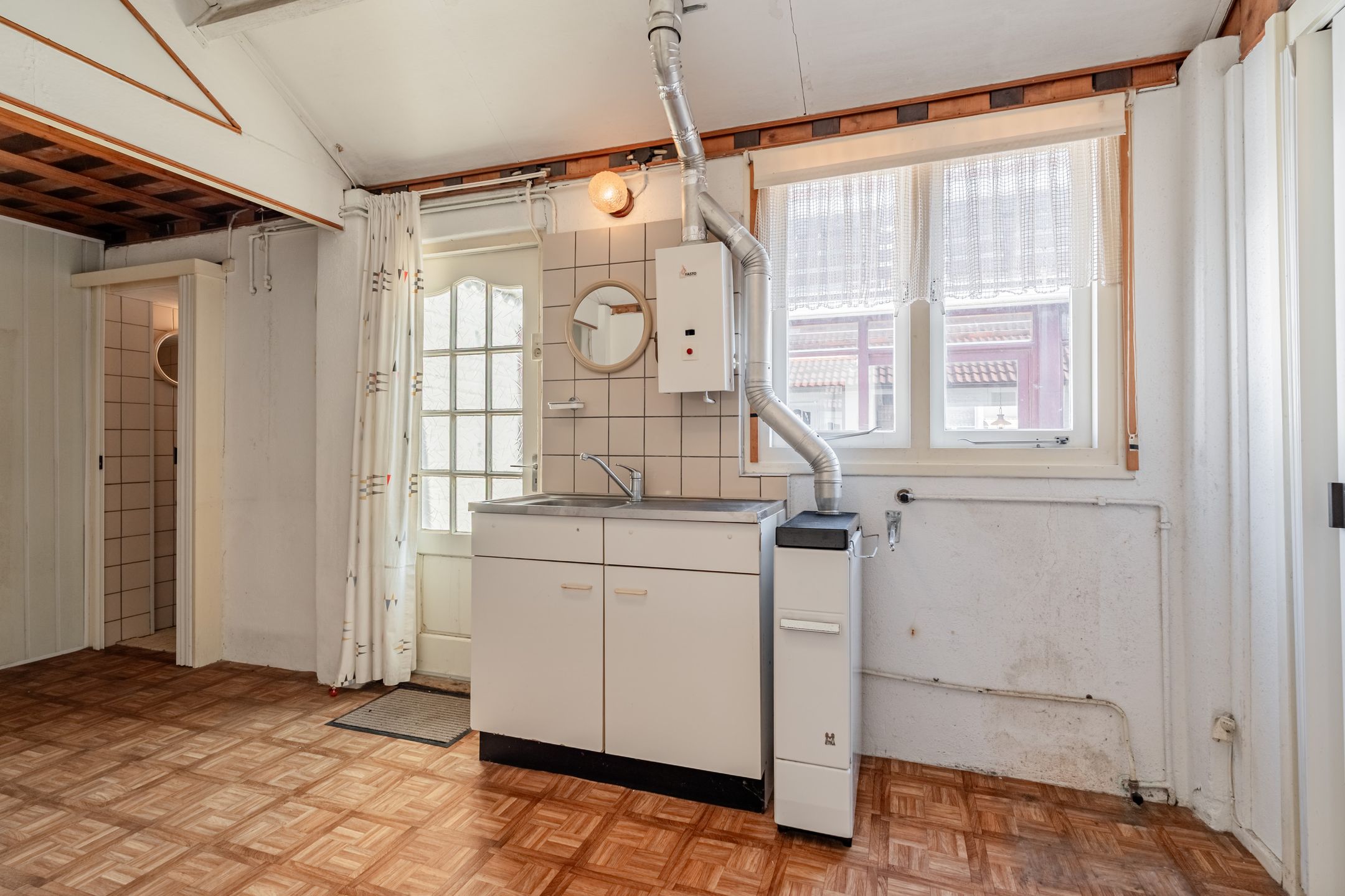 Photo 39 of Irenestraat 23