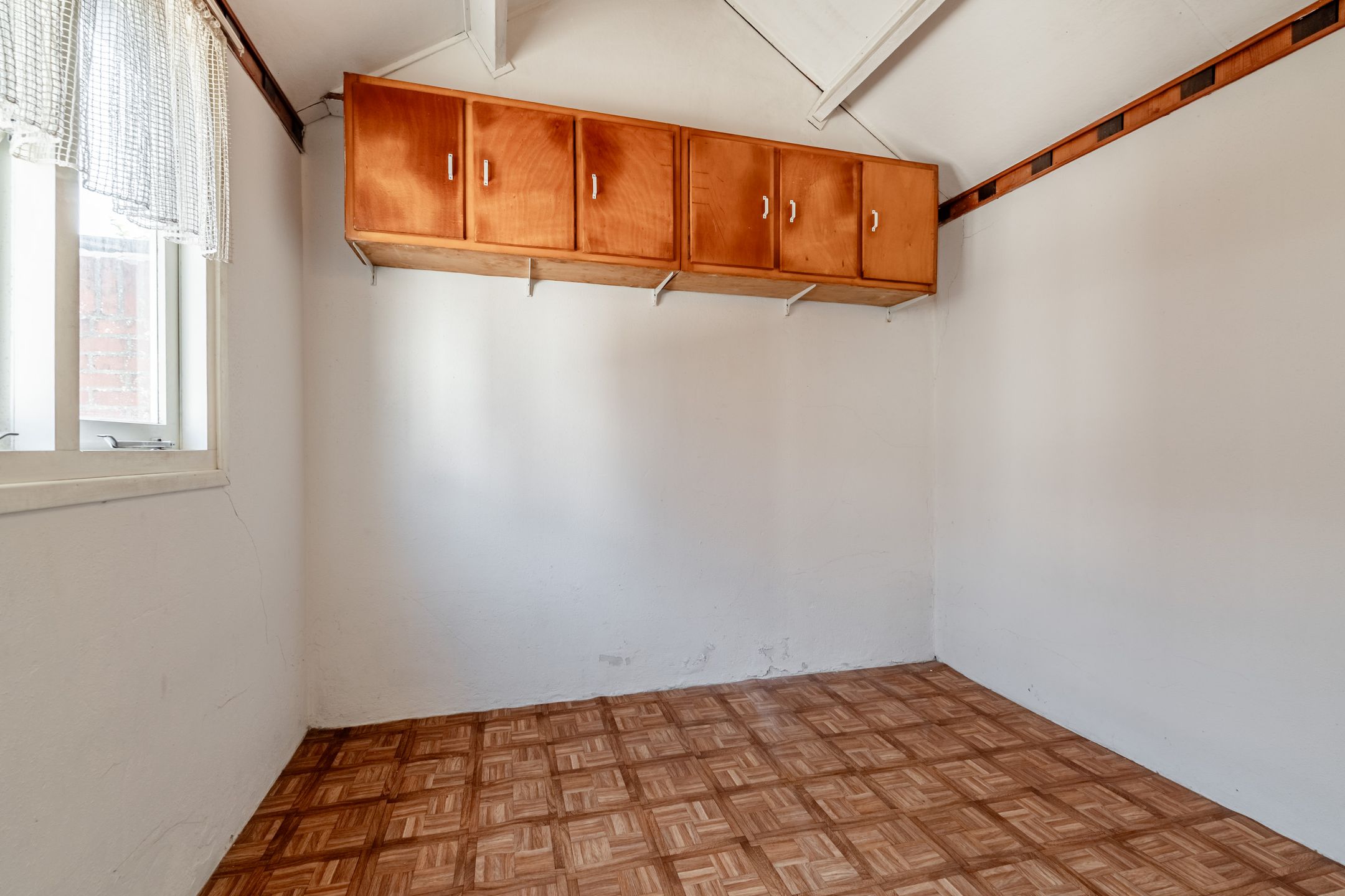 Photo 42 of Irenestraat 23