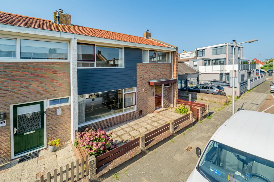 Photo 43 of Irenestraat 23