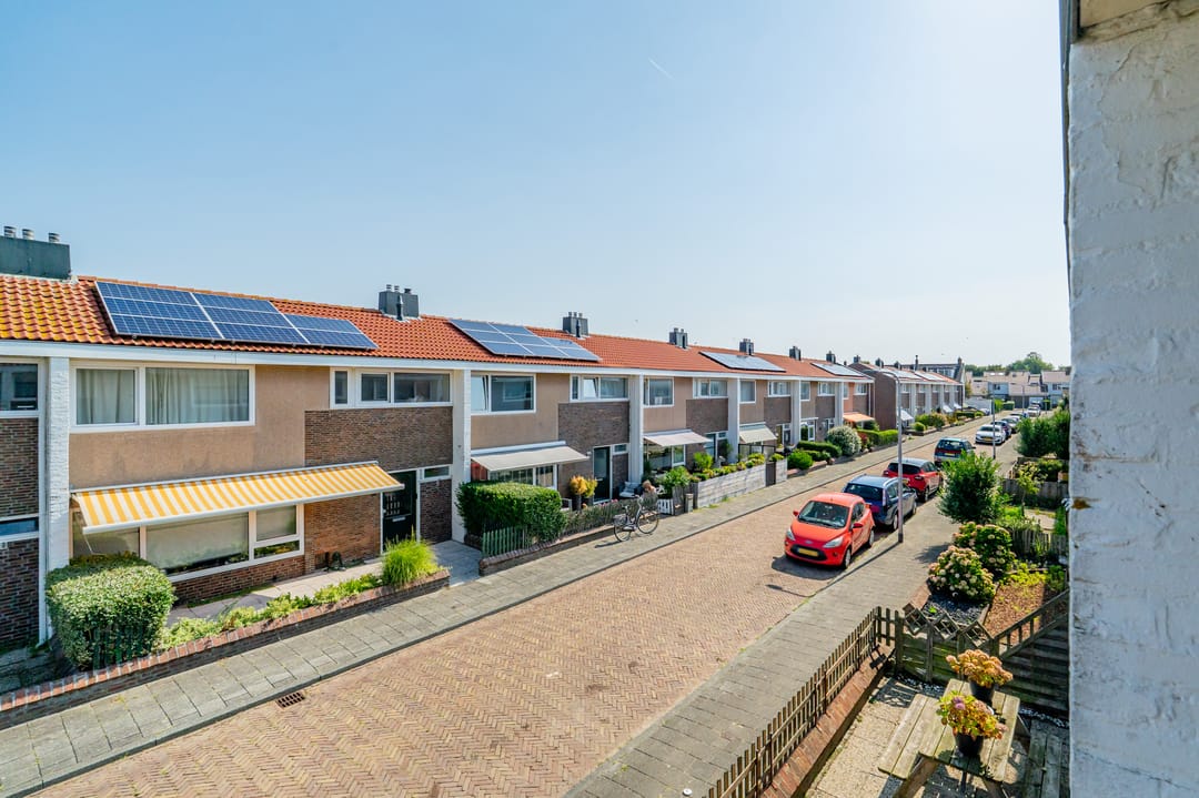 Photo 46 of Irenestraat 23