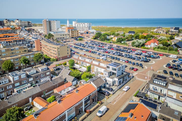 Photo 52 of Irenestraat 23