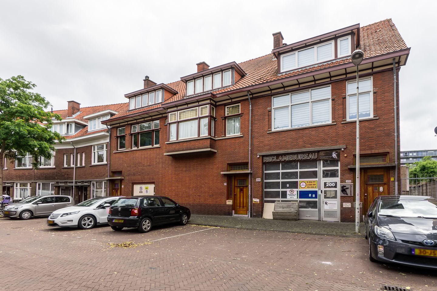 Bekijk foto 1 van Marktweg 194-196